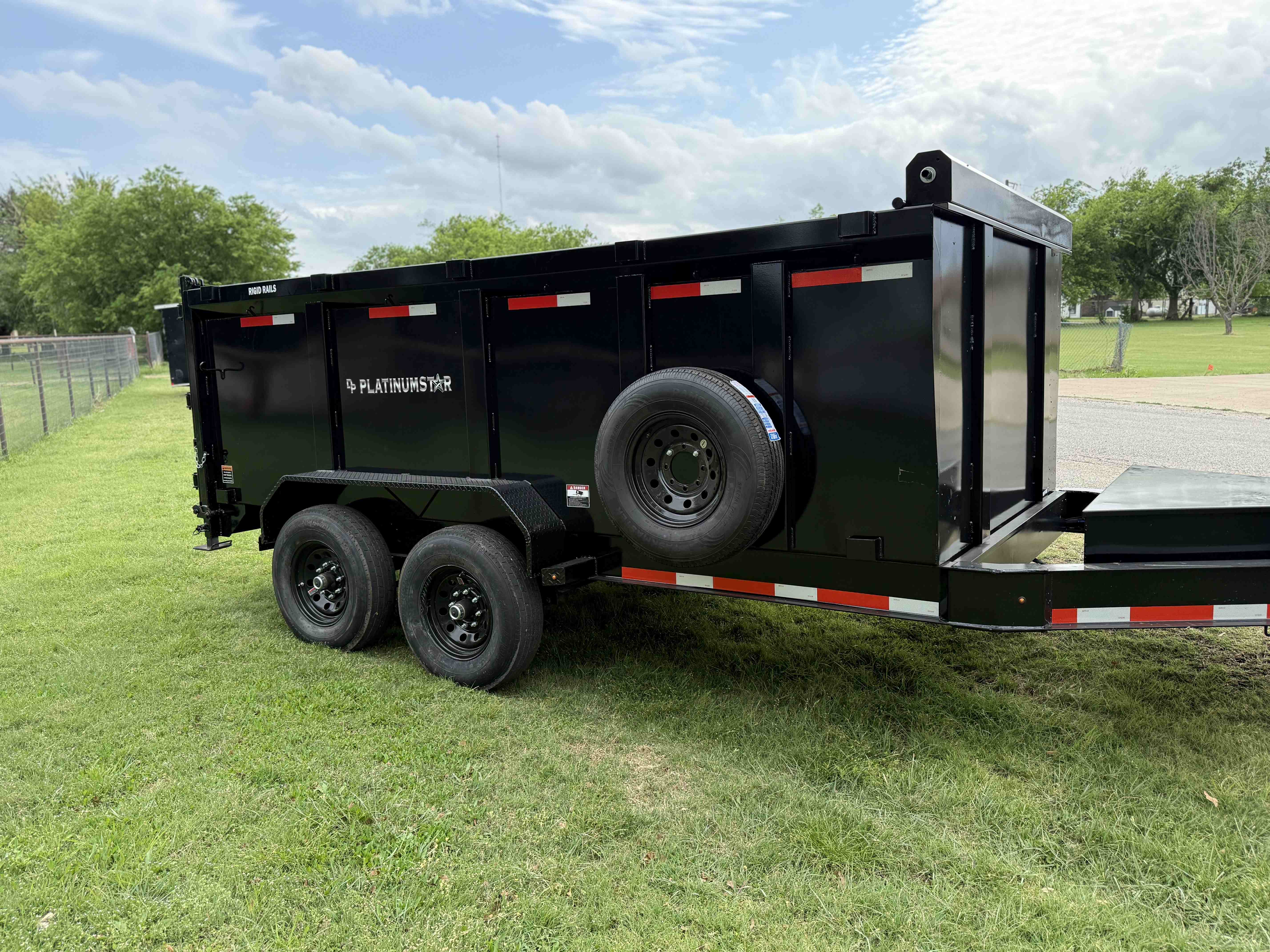 83" x 14' x 4' Dump Trailer - Image 1