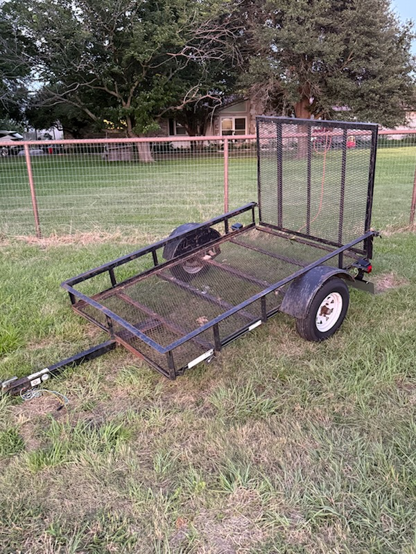 5' x 8' Utility Trailer - Image 1